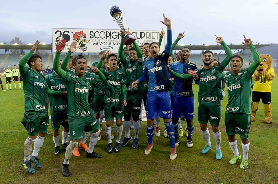 PALMEIRAS UNDER 17 WORLD CHAMPION
