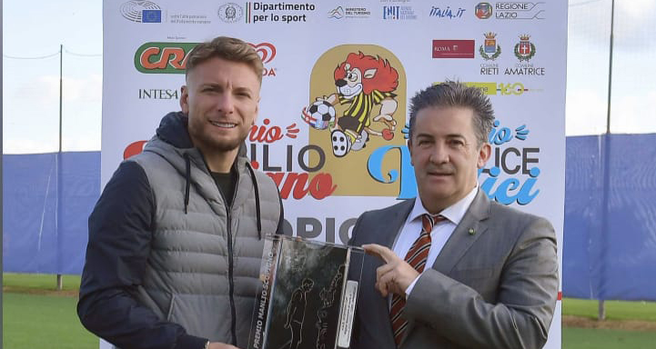 Delivered to the S.S. Sports Center of Formello the Manlio Scopigno 2022 award to Ciro Immobile